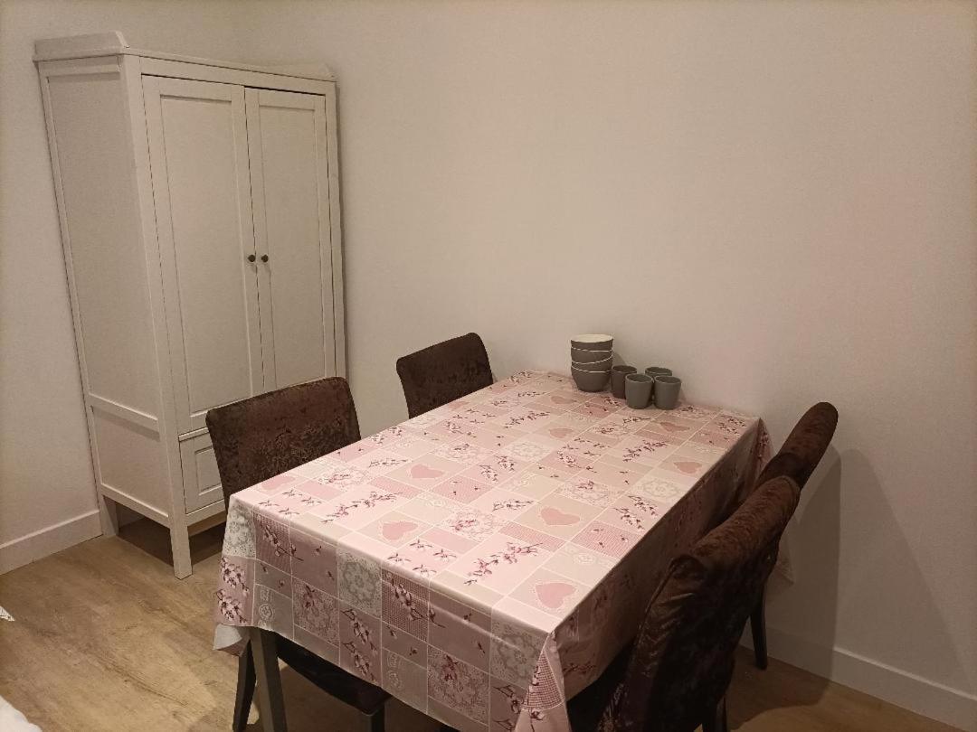 Bed and Breakfast A 7 Minutes De L'Aeroport Cdg 1 Thieux  Exterior foto